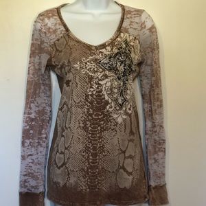 Daytrip Cross Graphic Long sleeve Tee sz S